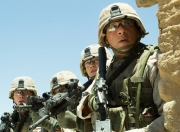 开云体育-竞争激烈的中场争夺成为关键战场