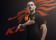 开云体育官网-铁壁与洪流，托尼的窒息防守与法兰西的钢铁洪流