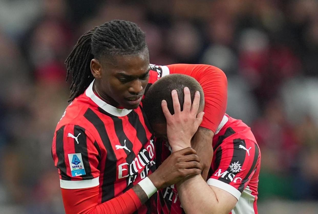 包含意甲积分榜领头羊巴黎圣日耳曼提前锁定冠军，尤文图斯陷入降级区危机的词条