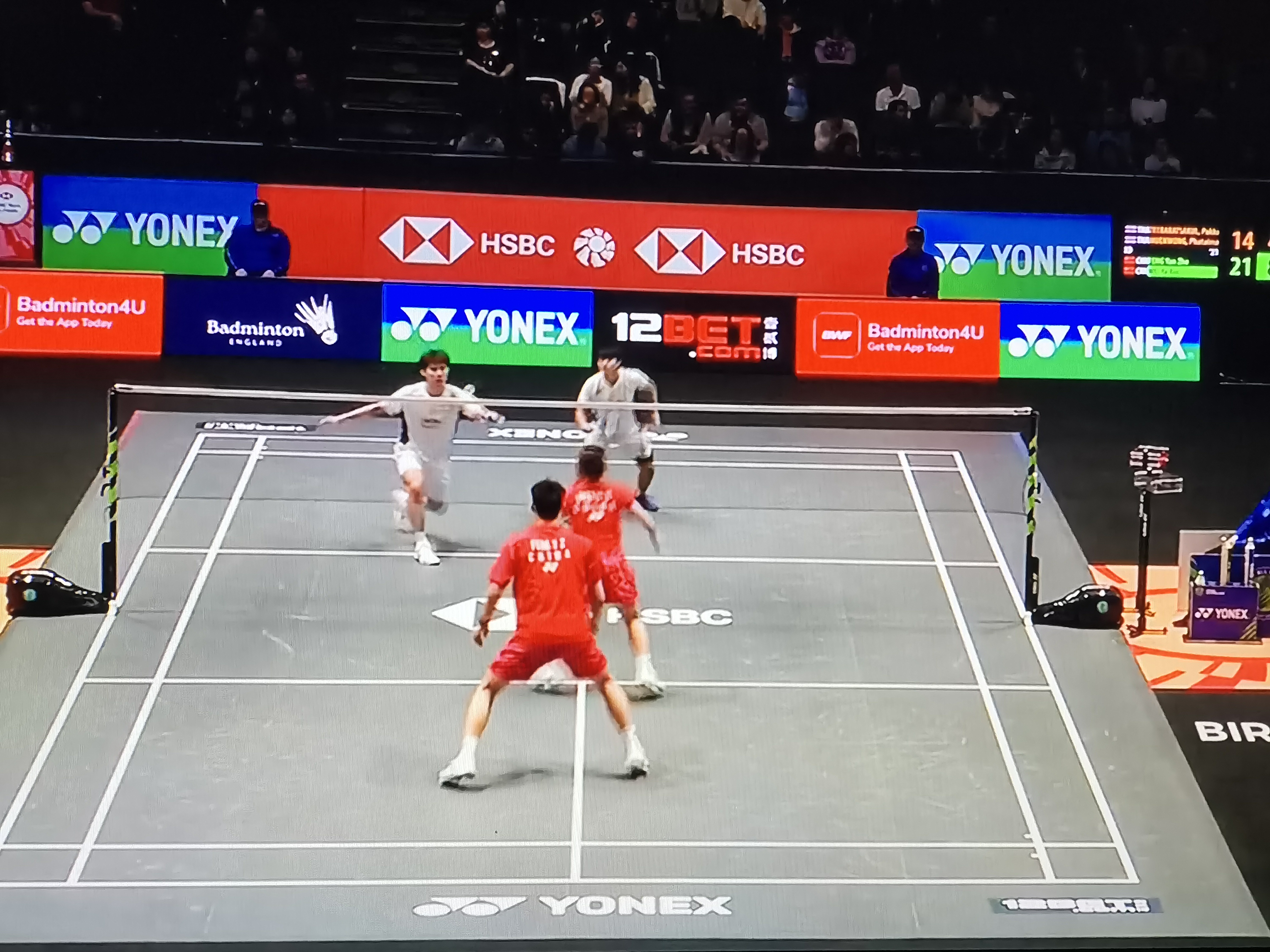 包含韩国羽毛球队碾压丹麦羽毛球队，陶菲克完成帽子戏法的词条