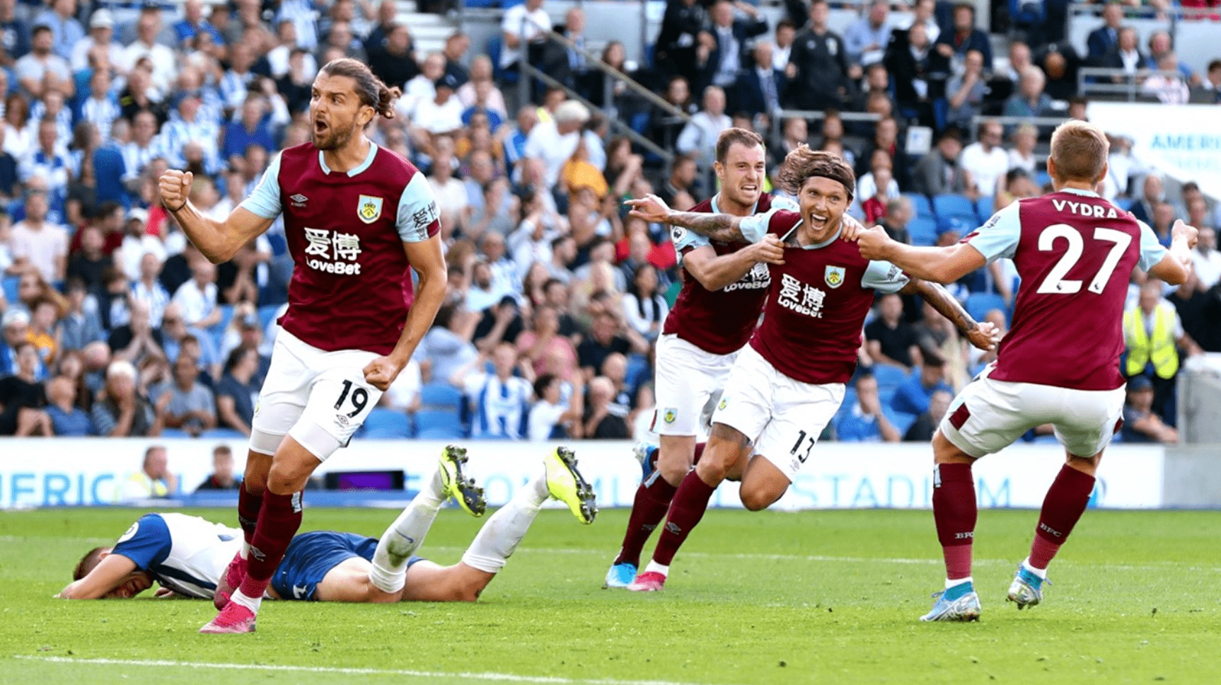 南安普顿对阵伯恩利，南海之战谁能称王？的简单介绍