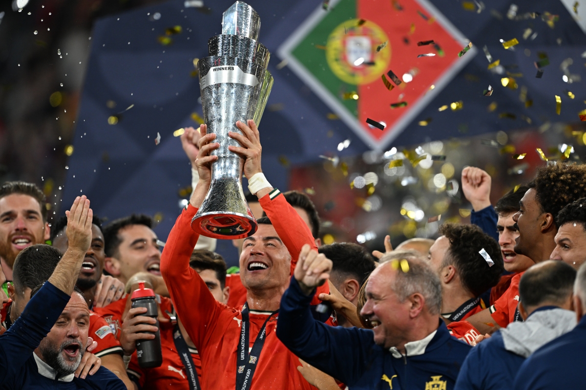 包含葡萄牙险胜塞维利亚，阿尔瓦雷斯一己之力扛起全队的词条