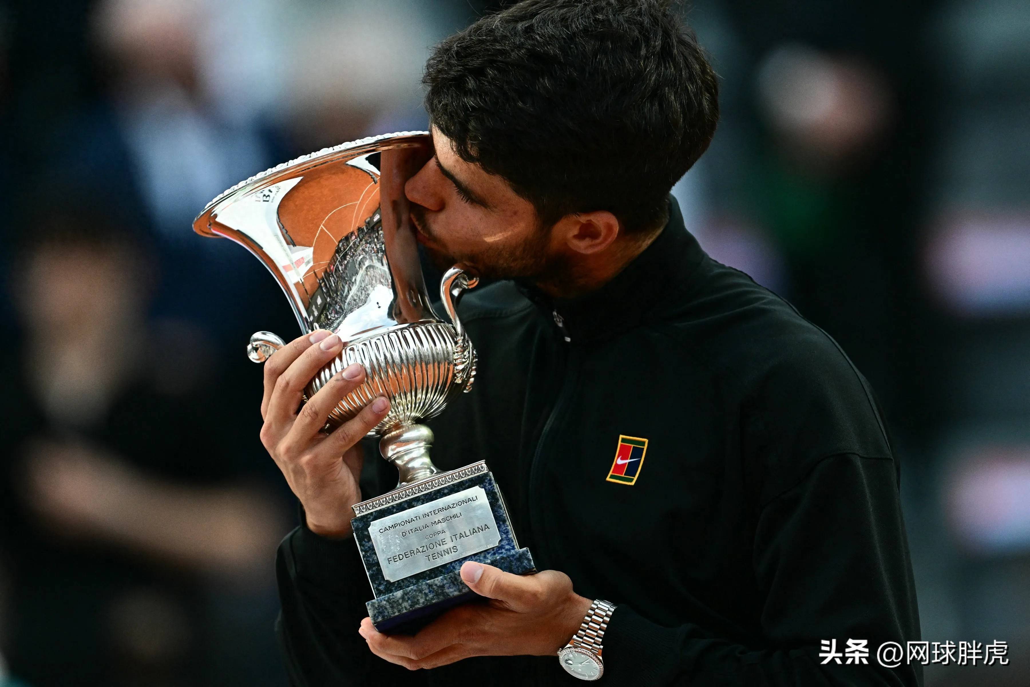 戴维斯杯横扫蒙特卡洛大师赛，阿尔卡拉斯惊艳四座的简单介绍