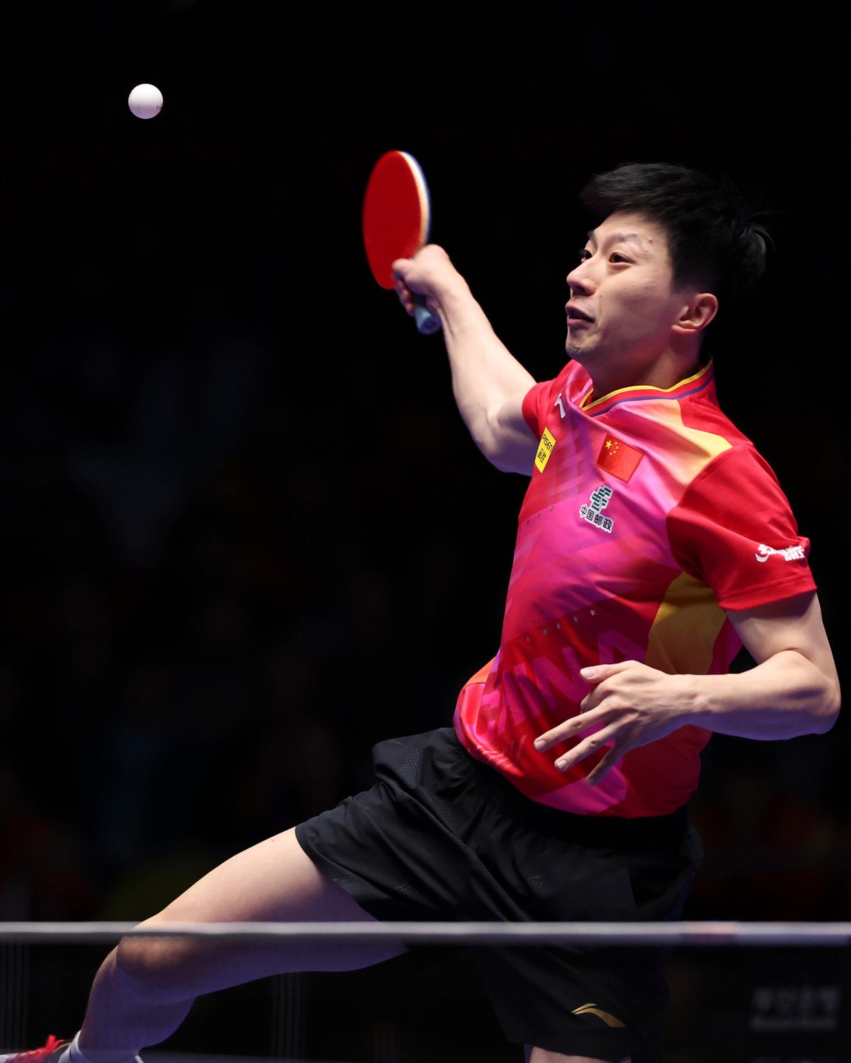 法国队逆转韩国队，马龙刷新纪录