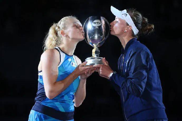 关于年终总决赛完胜温网，蒂姆扛起全队的信息