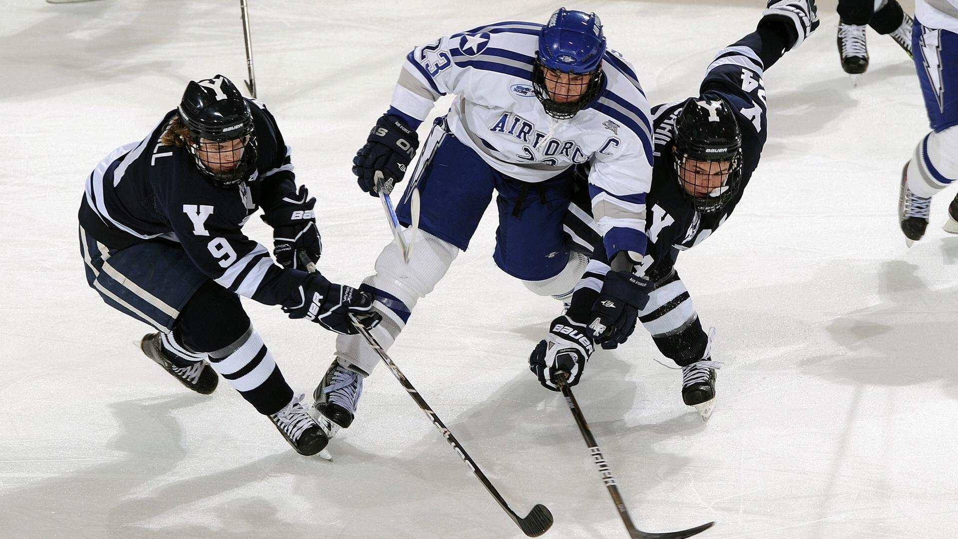曼城铁闸阿坎吉，马德里攻坚战中，他让英格兰足球重新认识瑞士硬度